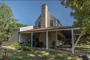 217 Sunday Cir, Fredericksburg, TX 78624 - Photo 3