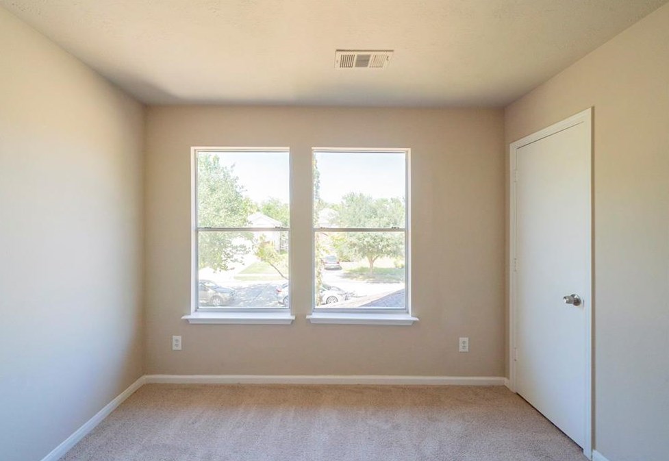 5811 Tidewater, Houston TX  77045-4000 exterior