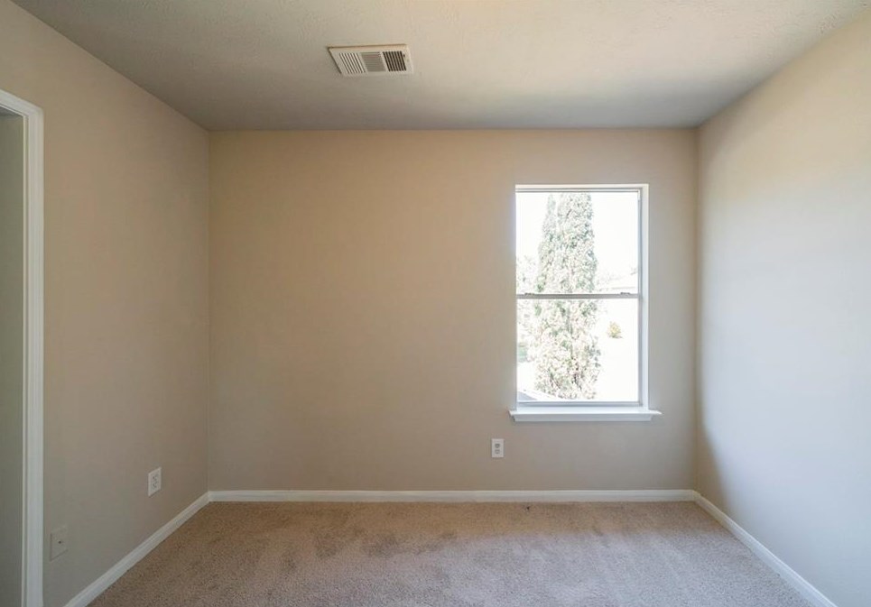 5811 Tidewater, Houston TX  77045-4000 exterior