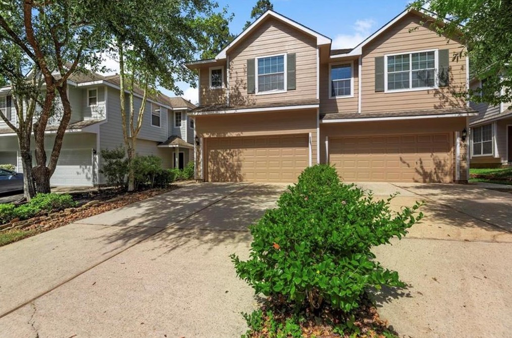 11 Blue Creek Pl, Spring TX  77382-1778 exterior