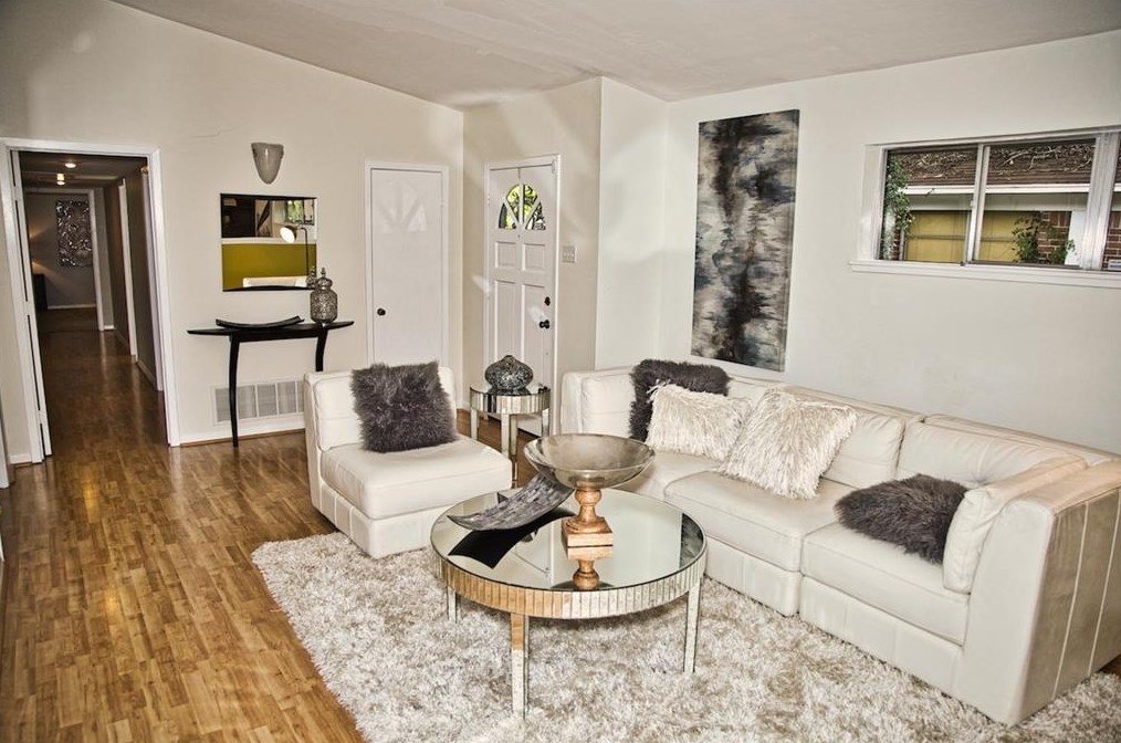 5507 Willowbend Blvd, Houston TX  77035-3731 exterior