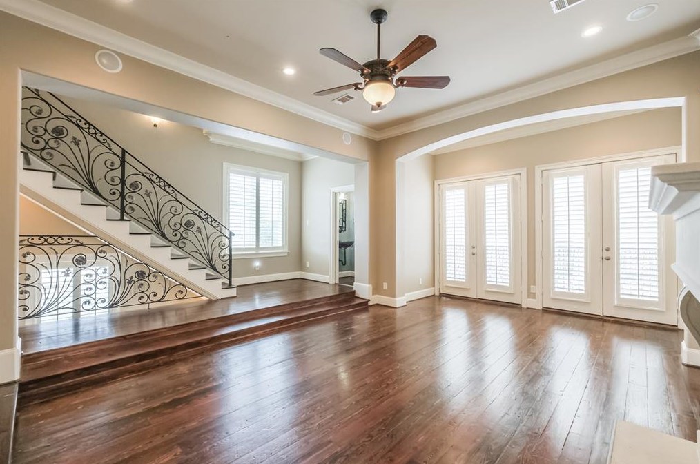 2143 Harold St, Houston TX  77098-1401 exterior