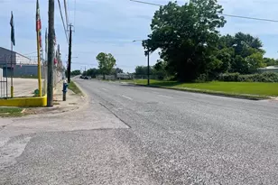 6849 Avenue T, Houston, TX 77011 - Photo 13