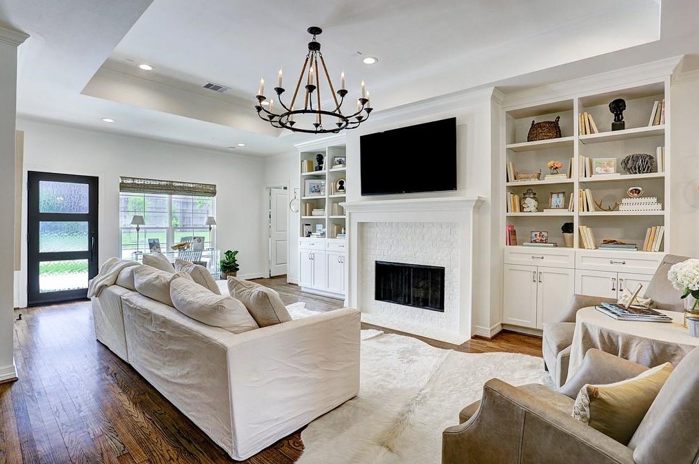 5326 Windswept Ln, Houston TX  77056-7214 exterior