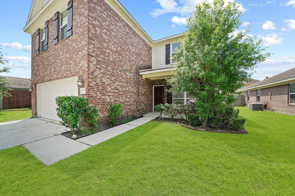 5226 Espuela Ln, Baytown TX  77521-2645 exterior
