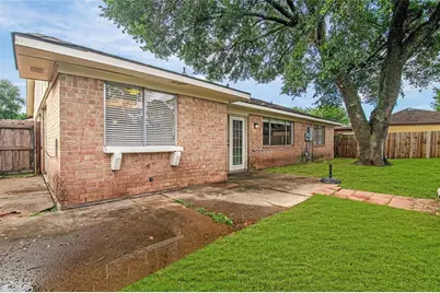 15814 Brookford Drive, Houston, TX 77059 - Photo 31