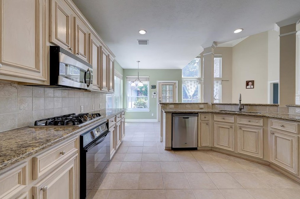 8406 Gentlewood, Houston TX  77095-4596 exterior