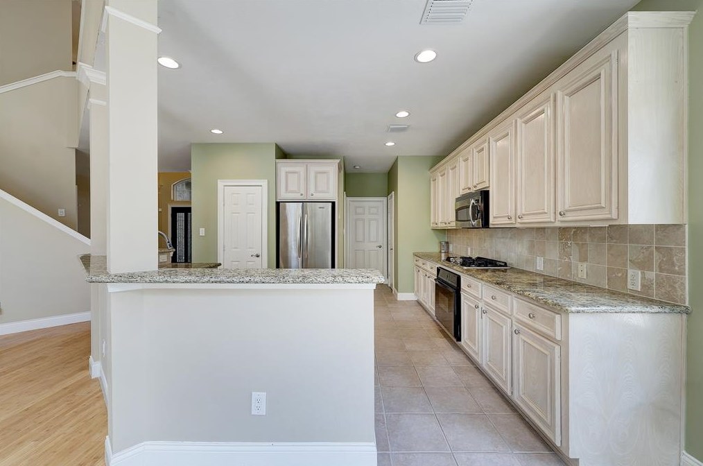 8406 Gentlewood, Houston TX  77095-4596 exterior