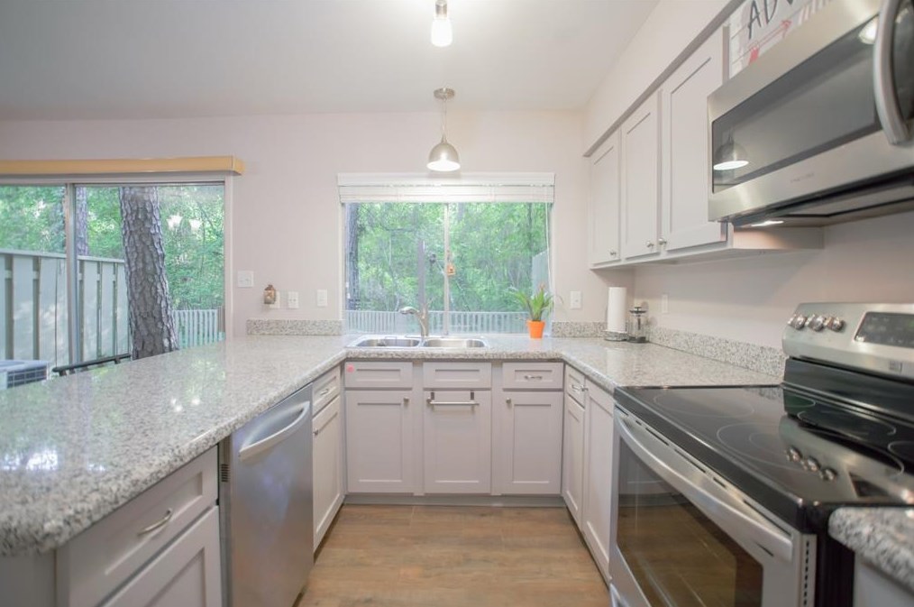 2425 Settlers Way, Spring TX  77380-1439 exterior