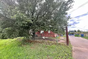 20661 Cochran Rd, Prairie View, TX 77445 - Photo 3