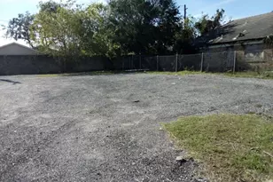 2910 Blodgett St, Houston, TX 77004 - Photo 1