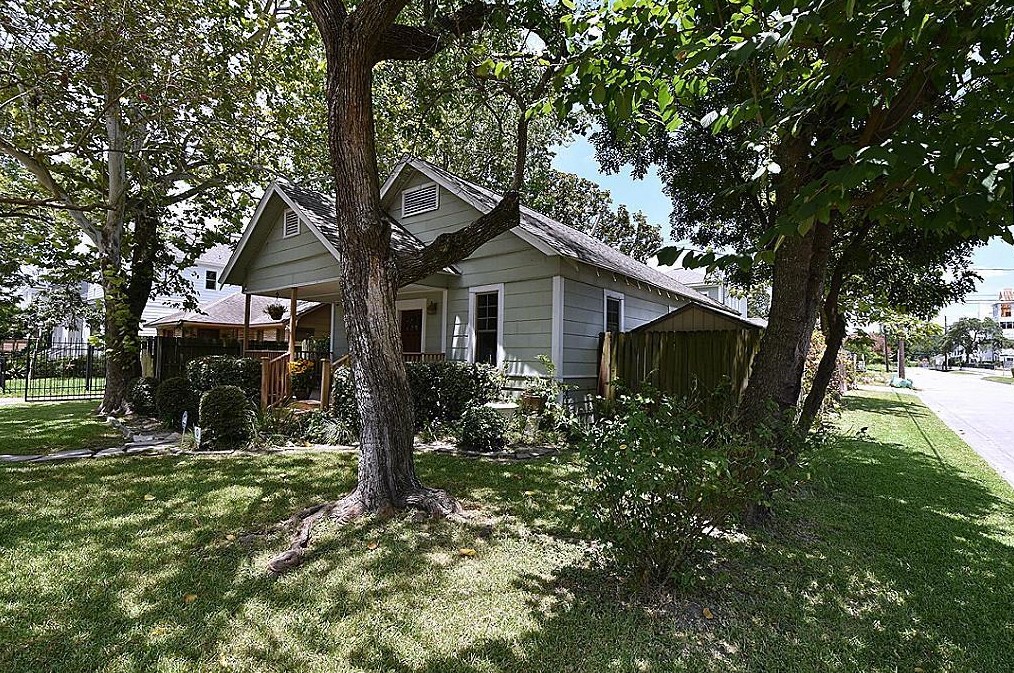 119 26th St, Houston TX  77008-2123 exterior