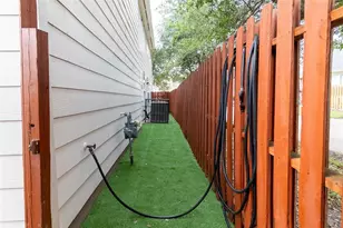 7530 Autumn Sun Dr, Houston, TX 77083 - Photo 21