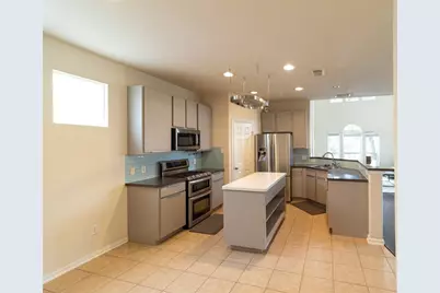 7530 Autumn Sun Drive, Houston, TX 77083 - Photo 9