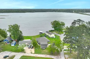 453 E Oak Shadows, Onalaska, TX 77360 - Photo 5