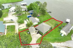 453 E Oak Shadows, Onalaska, TX 77360 - Photo 1