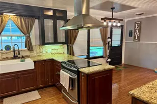 1203 Yupon St, El Campo, TX 77437 - Photo 21