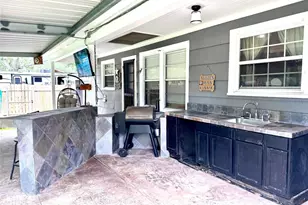 1203 Yupon St, El Campo, TX 77437 - Photo 33