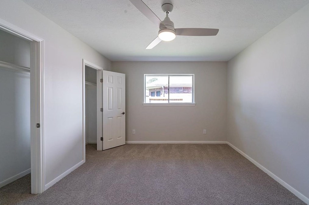 3919 Stableridge Dr, Houston TX  77014-1727 exterior