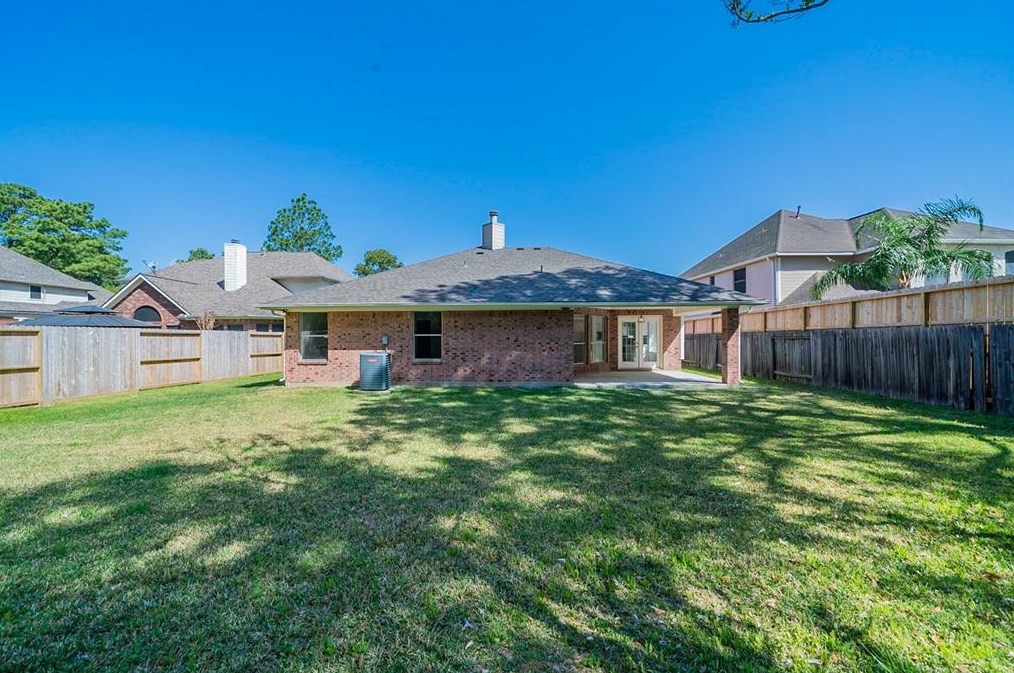3919 Stableridge Dr, Houston TX  77014-1727 exterior