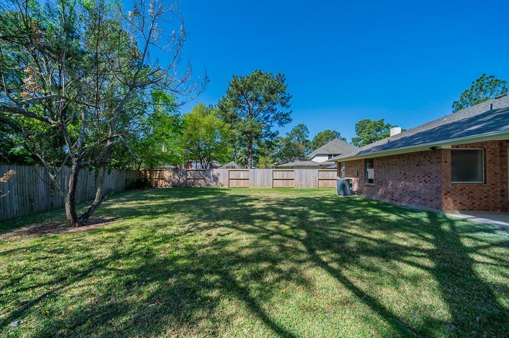 3919 Stableridge Dr, Houston TX  77014-1727 exterior