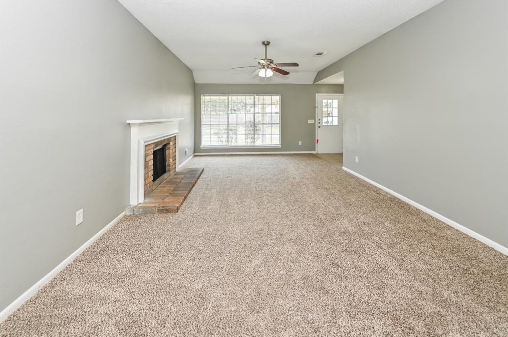 18007 Sagecroft Dr, Houston TX  77084-5952 exterior