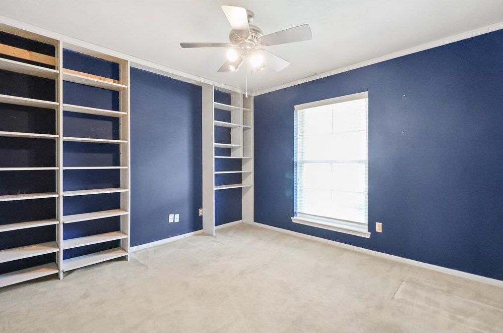 2807 Quincannon Ln, Houston TX 77043-1202 exterior