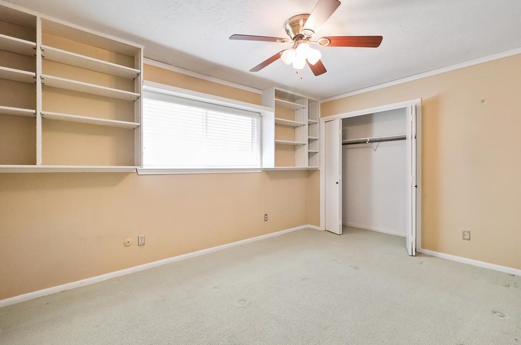 2807 Quincannon Ln, Houston TX 77043-1202 exterior