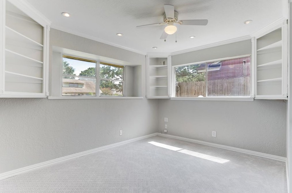 2516 Raspberry Ln, Pasadena TX 77502-5340 exterior