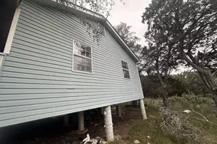 855 15th W, Lakehills, TX 78063 - Photo 3