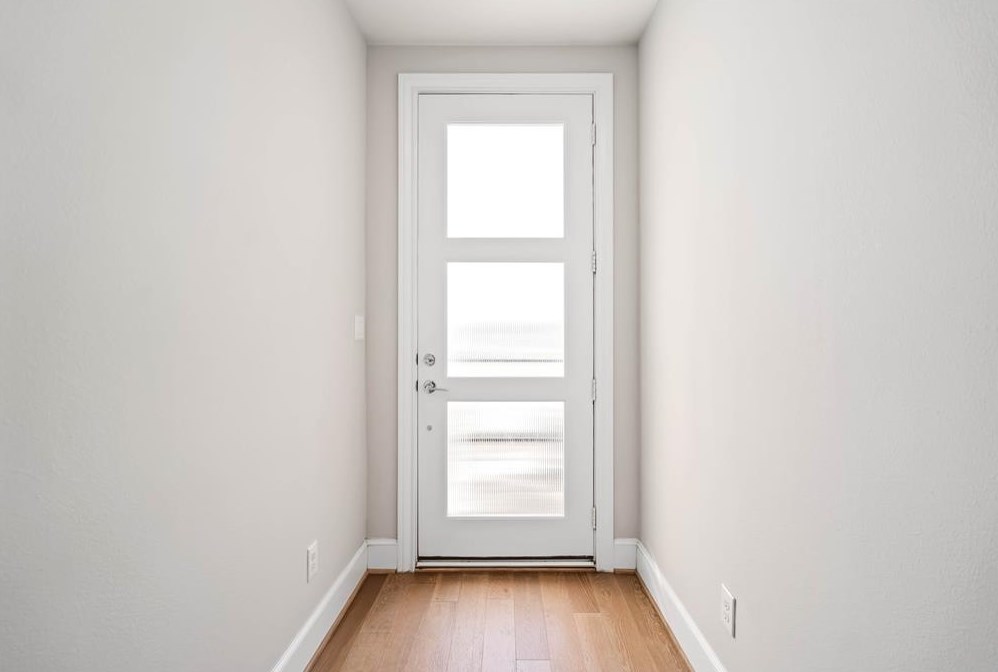 9658 Knight Rd, Houston TX  77045-1210 exterior