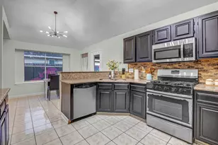 8222 Viny Ridge Dr, Houston, TX 77083 - Photo 7