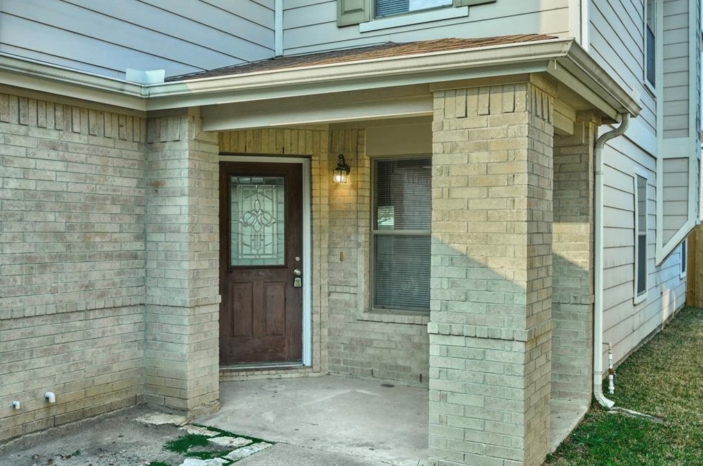 3022 Swift Brook Glen Way, Spring TX  77389-2994 exterior