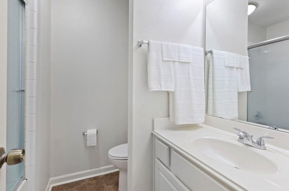 35 Peaceful Cyn Cir, Spring TX 77381-4487 exterior