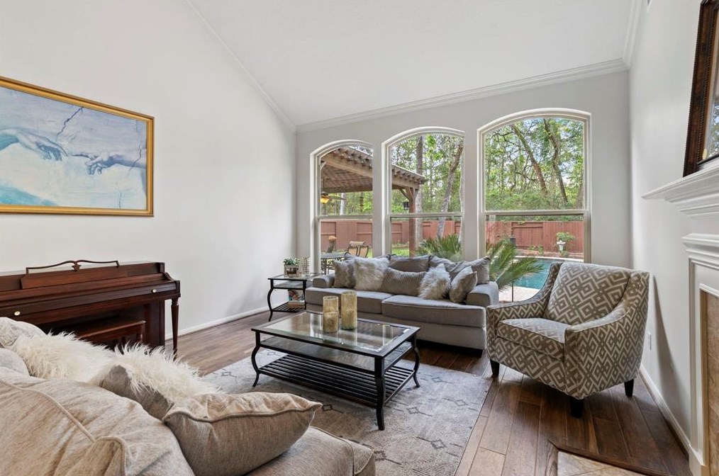 35 Peaceful Cyn Cir, Spring TX 77381-4487 exterior