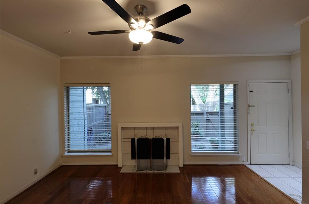 1653 Prairie Grove Dr, Houston TX  77077-3170 exterior