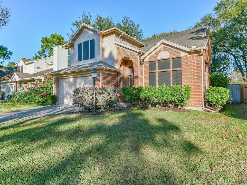 14539 Oak Chase Dr, Houston TX  77062-2287 exterior