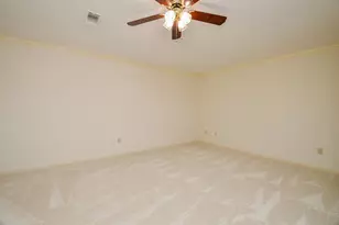 1339 Beaujolais Ln, Houston, TX 77077 - Photo 19