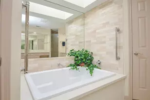 1339 Beaujolais Ln, Houston, TX 77077 - Photo 23