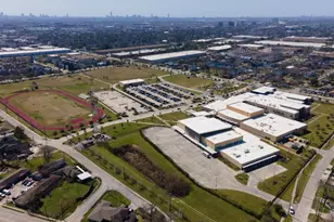 1135 W 26th St, Houston, TX 77008 - Photo 23