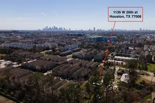 1135 W 26th St, Houston, TX 77008 - Photo 9