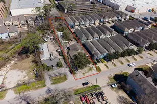 1135 W 26th St, Houston, TX 77008 - Photo 7