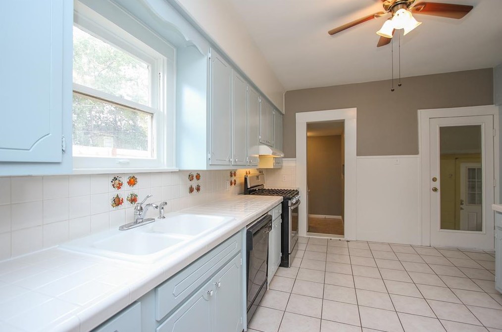 1127 Walling St, Houston TX  77009-3652 exterior