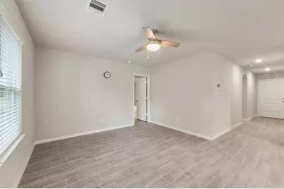 114 Hickory Nut Street, Livingston, TX 77351 - Photo 3