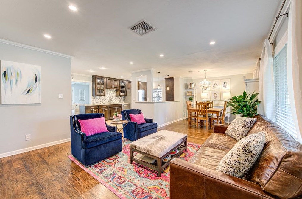 1619 Wakefield Dr, Houston TX  77018-5251 exterior