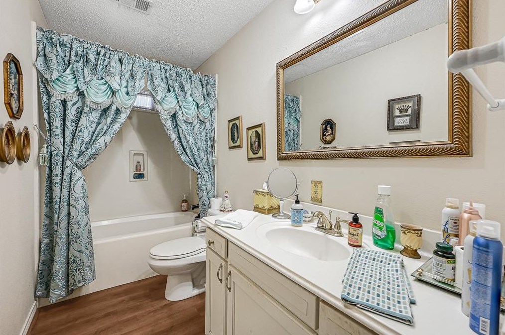8503 Havner Ct, Houston TX  77039 exterior