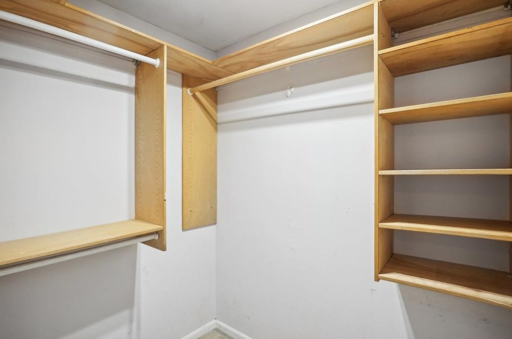 16229 Singapore Ln, Houston TX  77040-2041 exterior