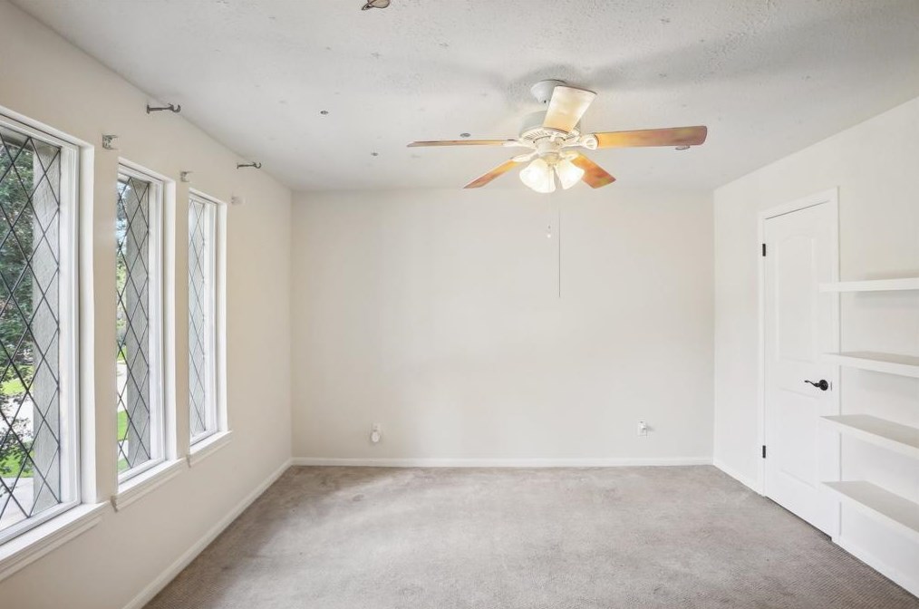 16229 Singapore Ln, Houston TX  77040-2041 exterior