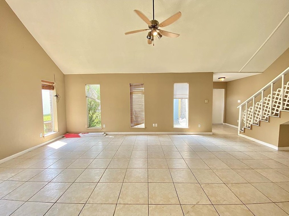 11562 Bellerive Dr, Houston TX  77072-1323 exterior