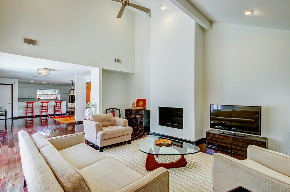 2202 Kinbrook Dr, Houston TX 77077-6115 exterior